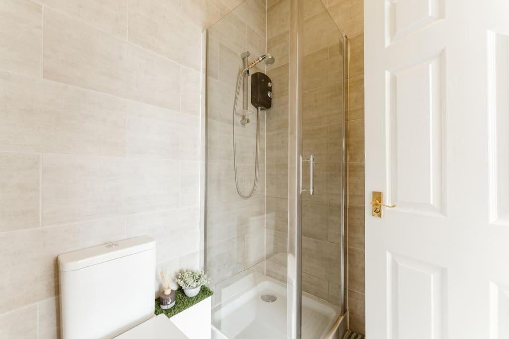 Spacious Ensuite Room Near Top Tourist Attractions Londres Extérieur photo